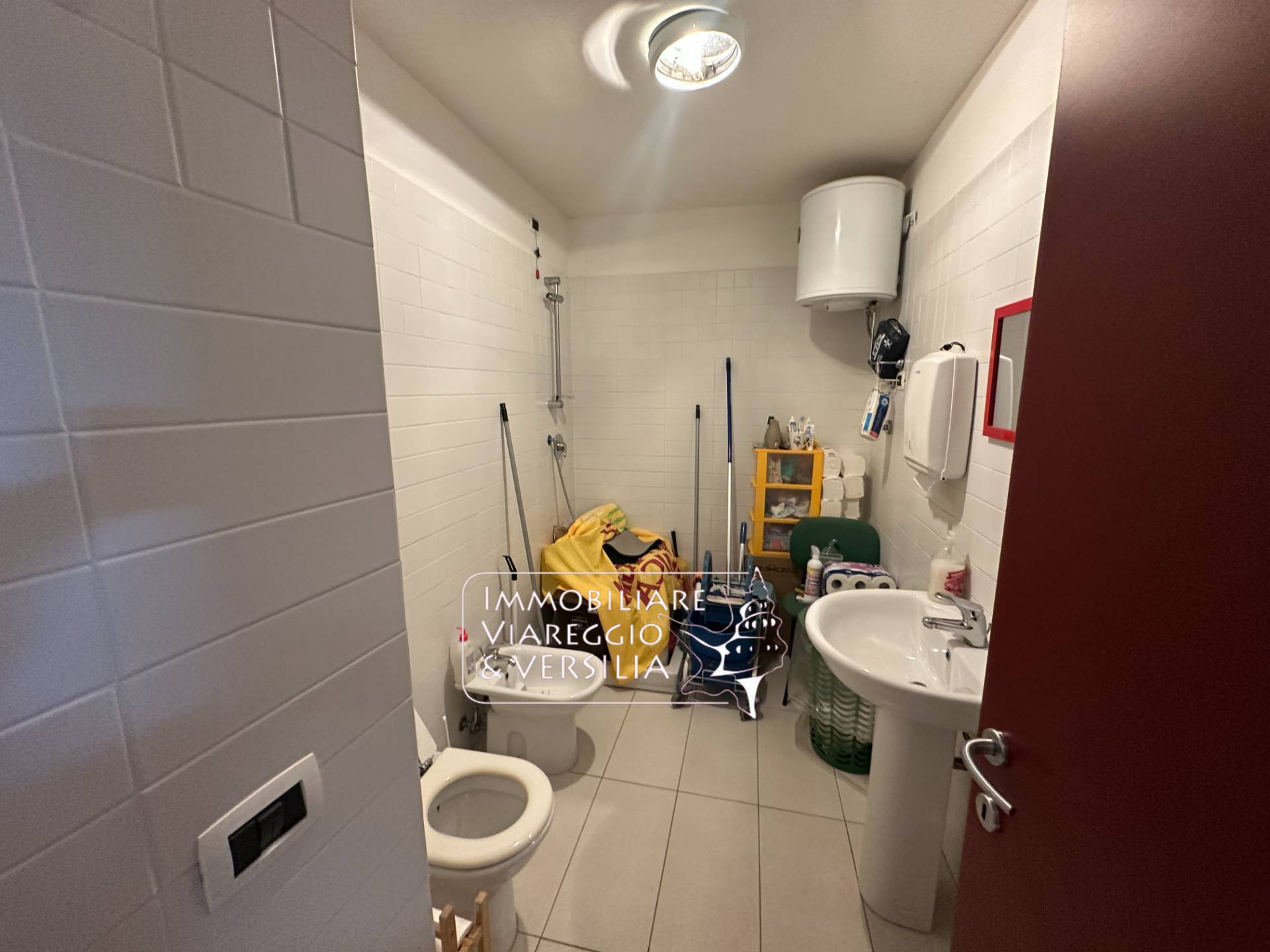 Studio/Ufficio in vendita a Camaiore, Lido di Camaiore