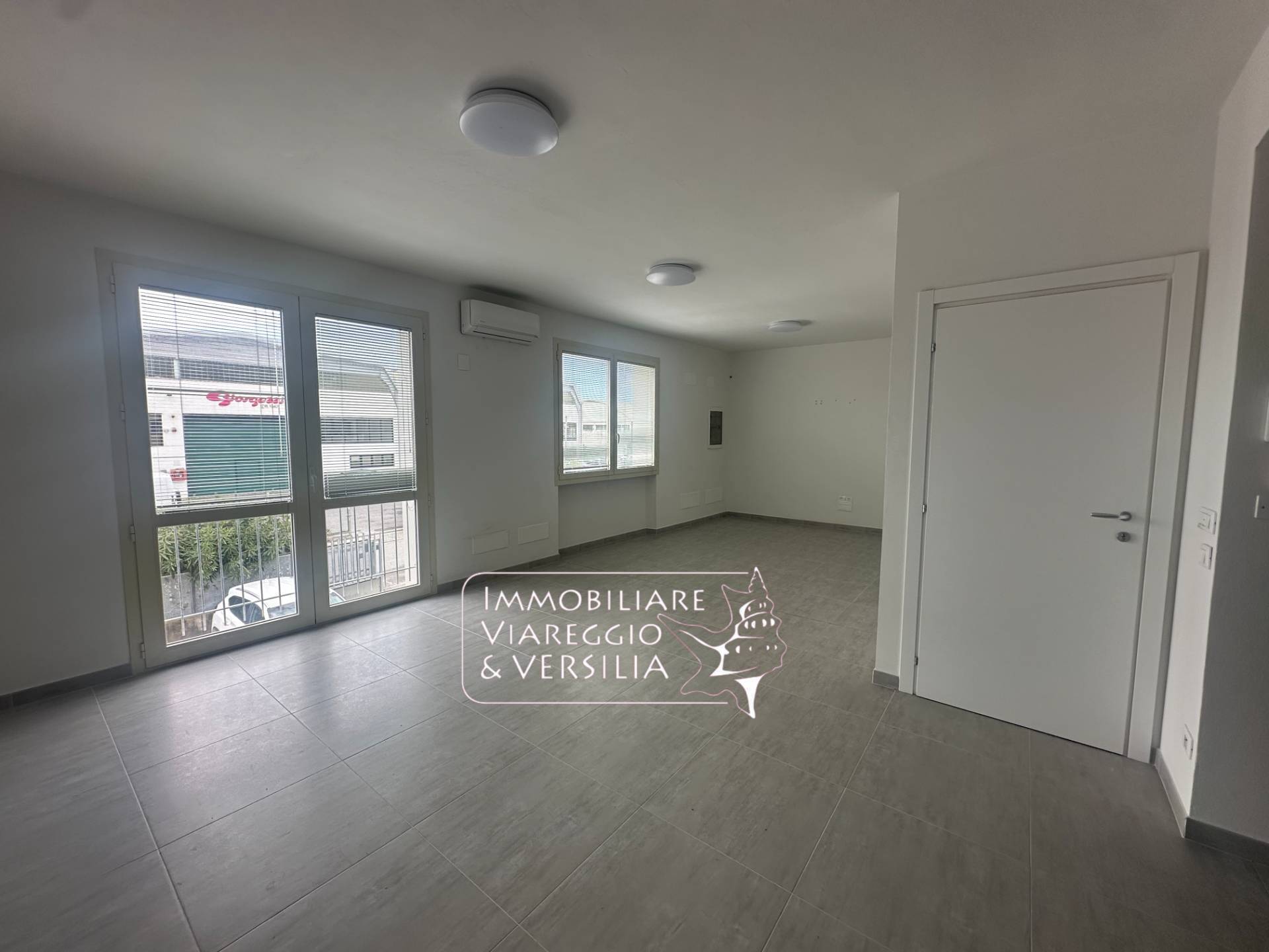 Studio/Ufficio in affitto a Massarosa, Montramito