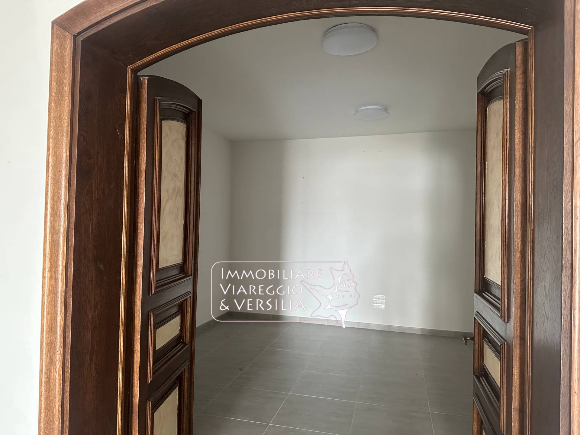 Studio/Ufficio in affitto a Massarosa, Montramito