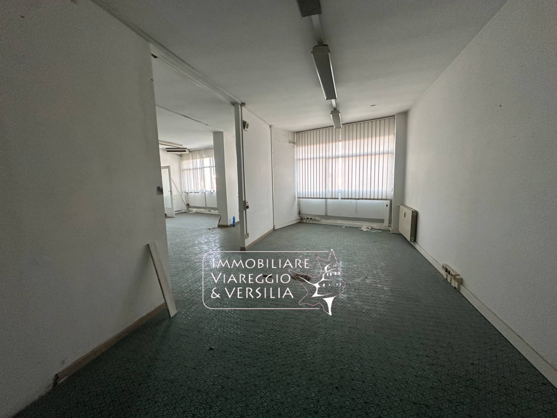 Studio/Ufficio in affitto a Viareggio, Centro Pineta