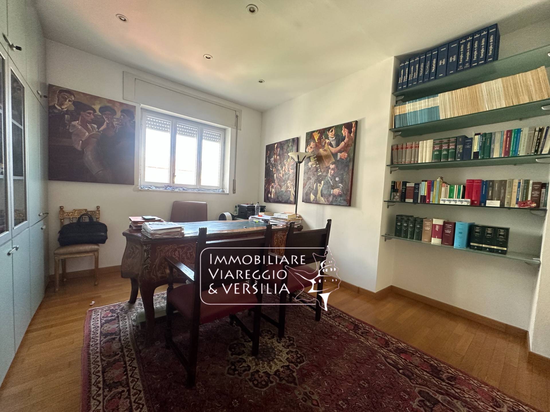 Appartamento in vendita a Viareggio, Centro Mare