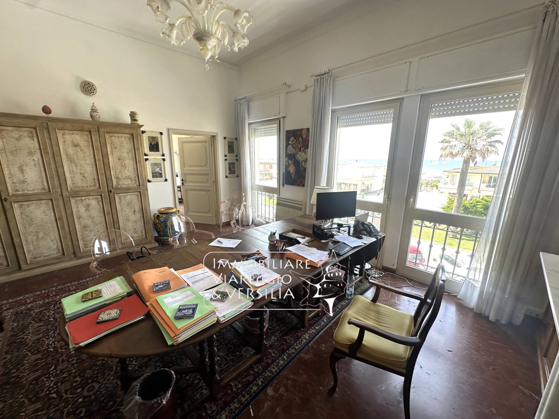 Appartamento in vendita a Viareggio, Centro Mare