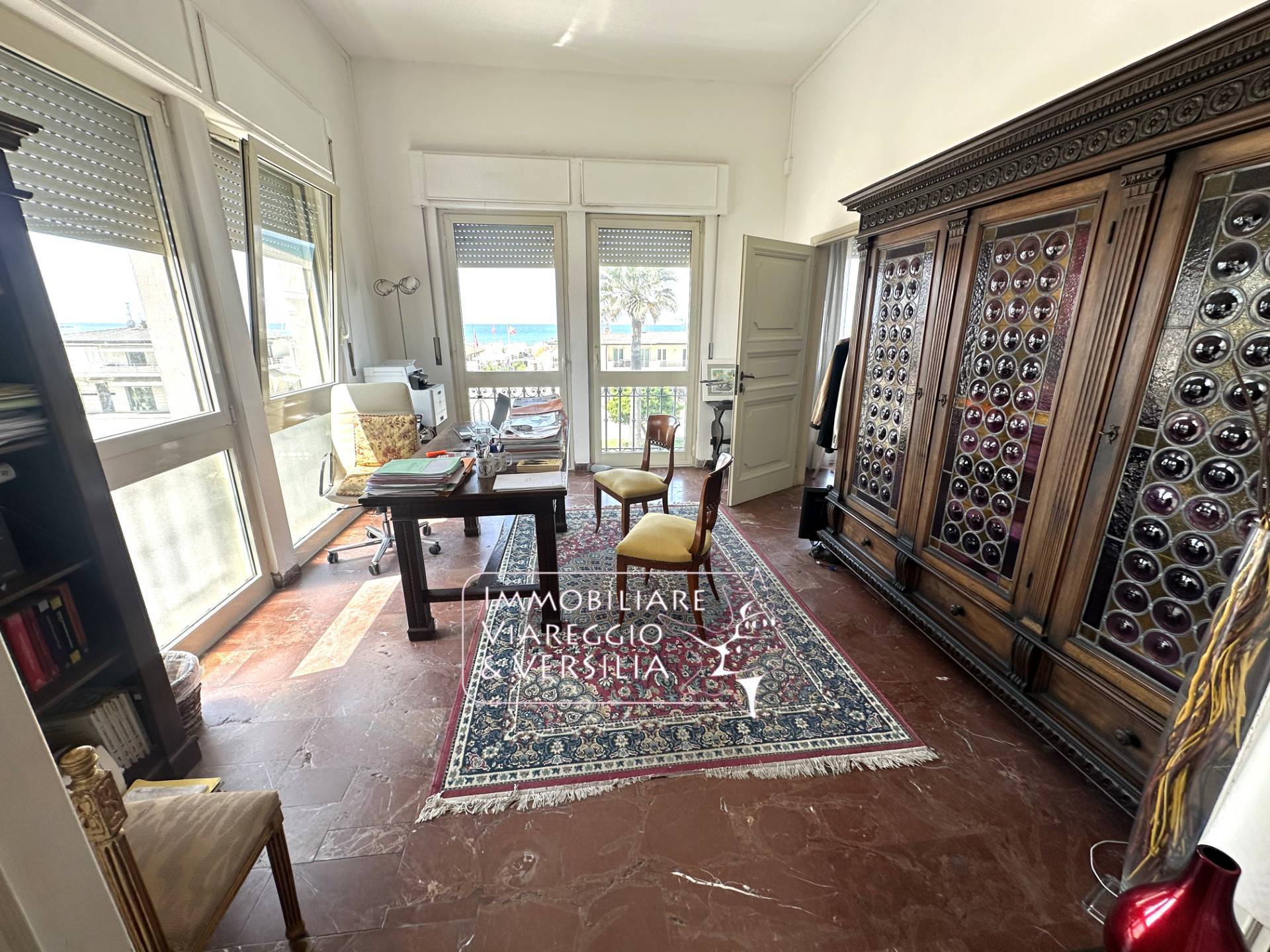 Appartamento in vendita a Viareggio, Centro Mare
