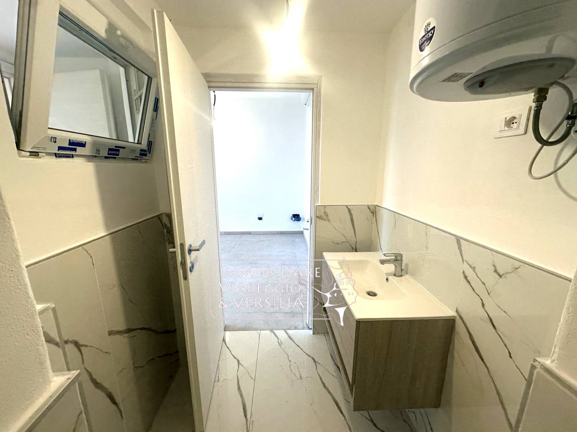 Appartamento in vendita a Viareggio, Darsena