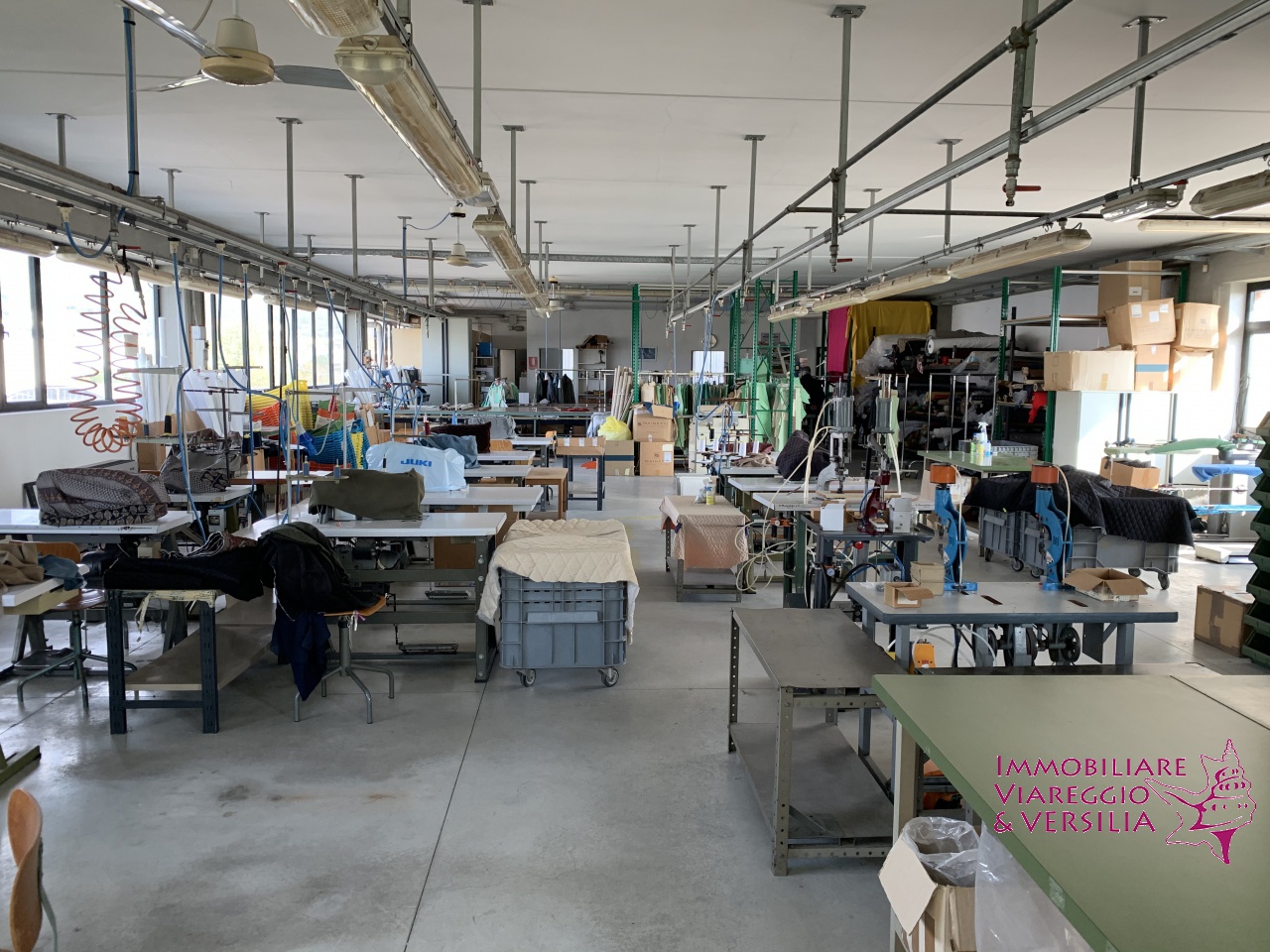 Capannone in vendita a Massarosa