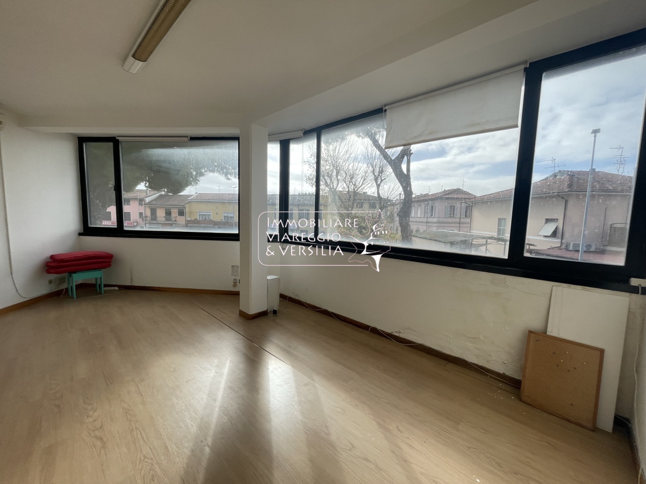 Studio/Ufficio in vendita a Viareggio, Varignano