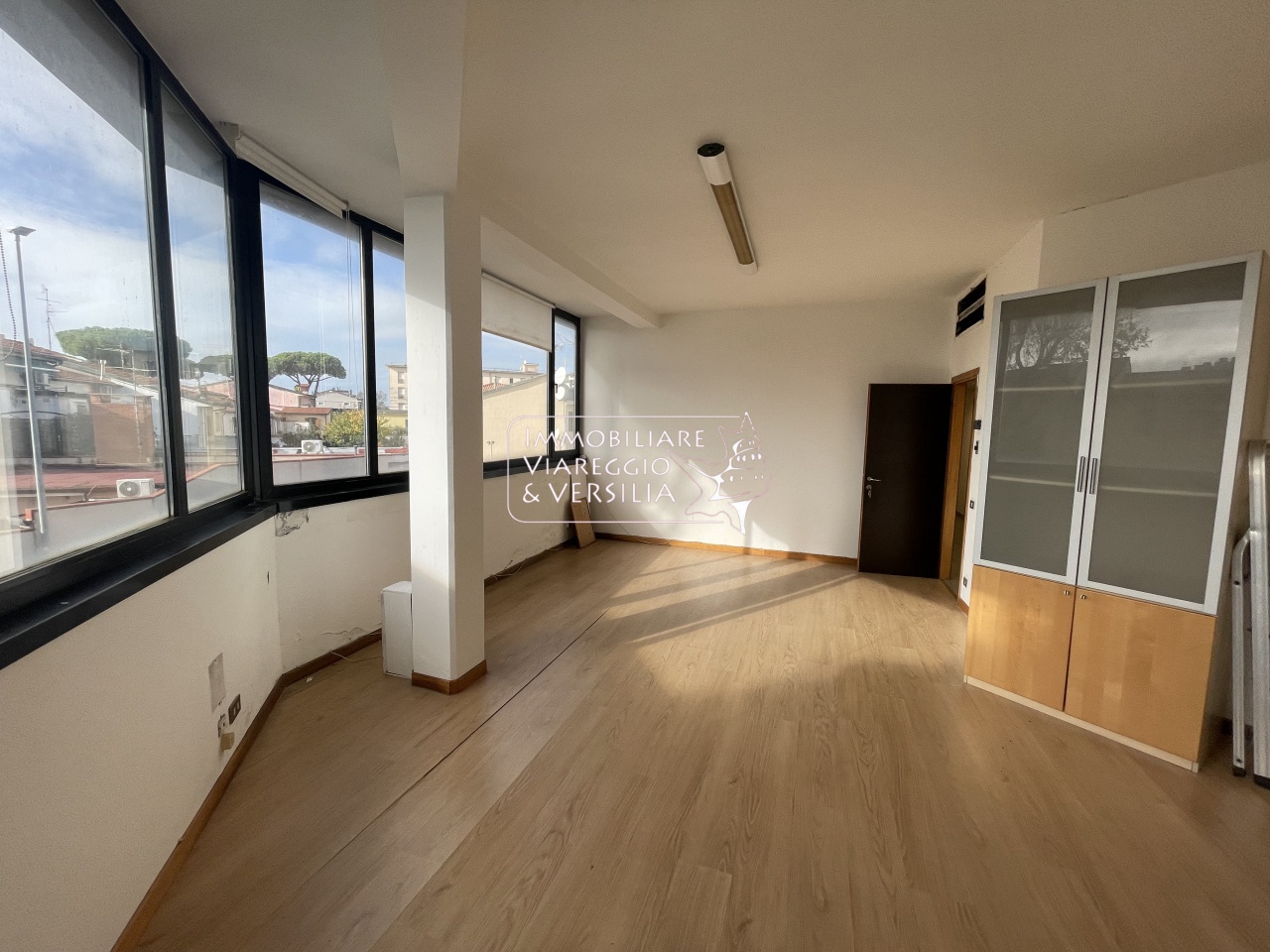Studio/Ufficio in vendita a Viareggio, Varignano