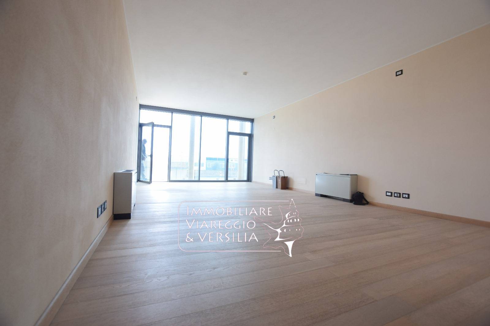 Studio/Ufficio in vendita a Viareggio