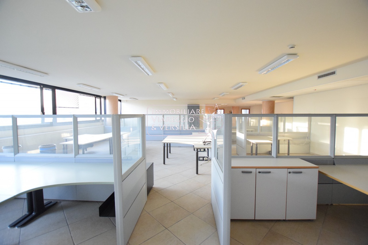 Studio/Ufficio in vendita a Viareggio, Terminetto