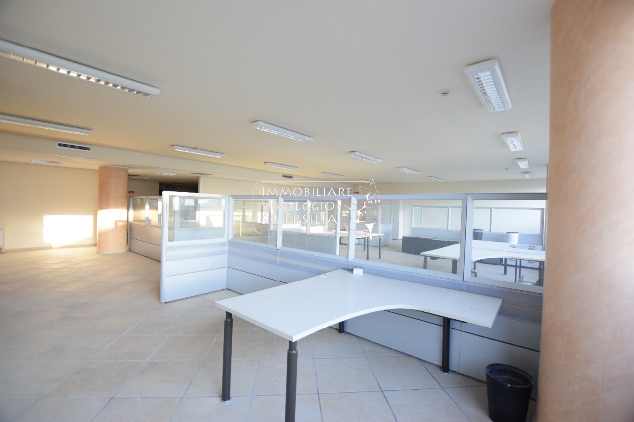 Studio/Ufficio in vendita a Viareggio, Terminetto