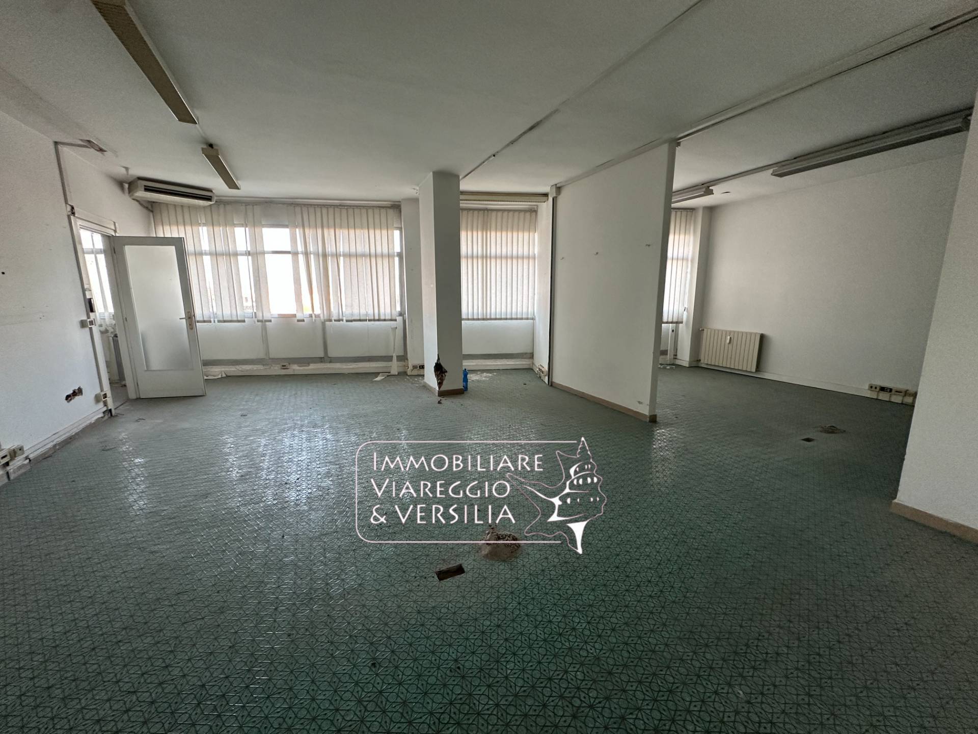 Studio/Ufficio in affitto a Viareggio, Centro Pineta