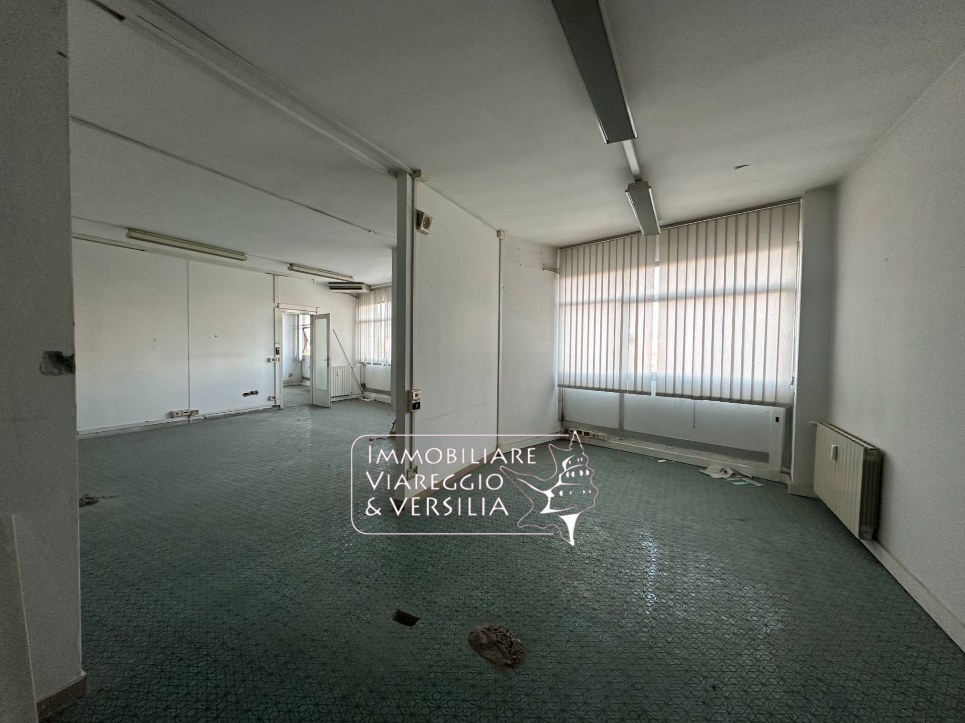 Studio/Ufficio in affitto a Viareggio, Centro Pineta