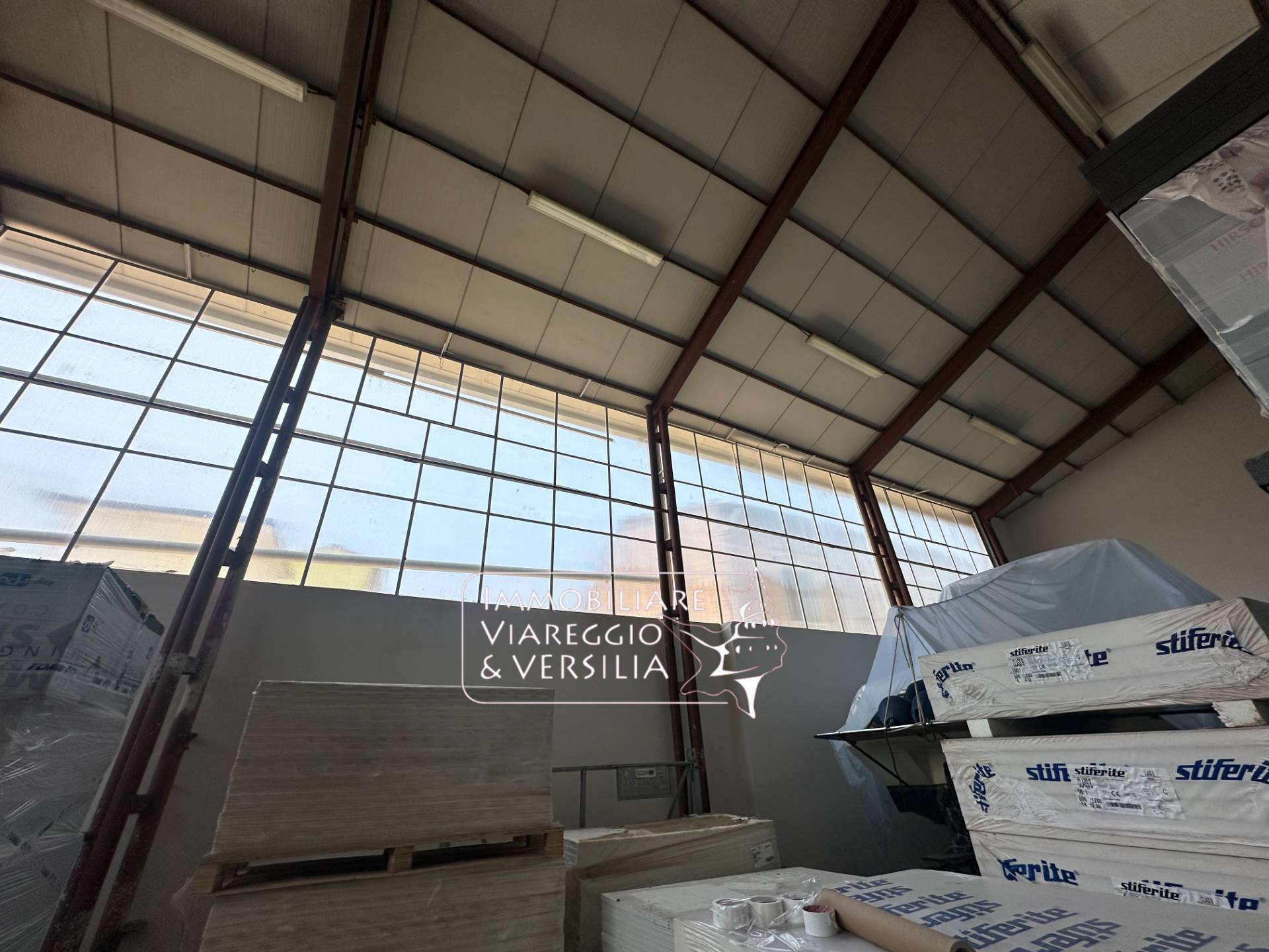 Capannone in affitto a Viareggio, Darsena