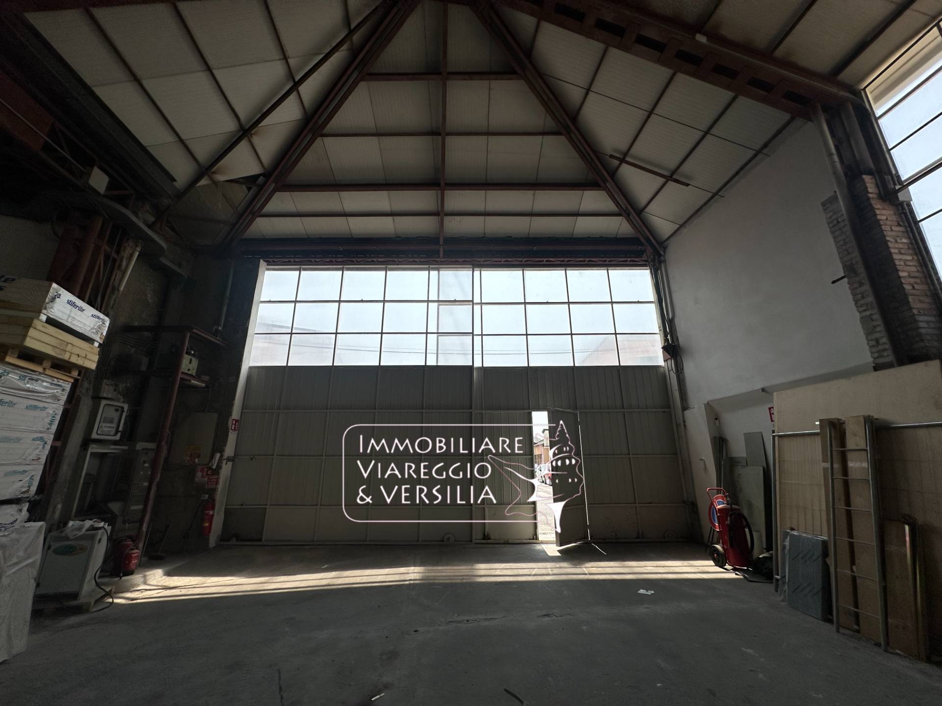 Capannone in affitto a Viareggio, Darsena