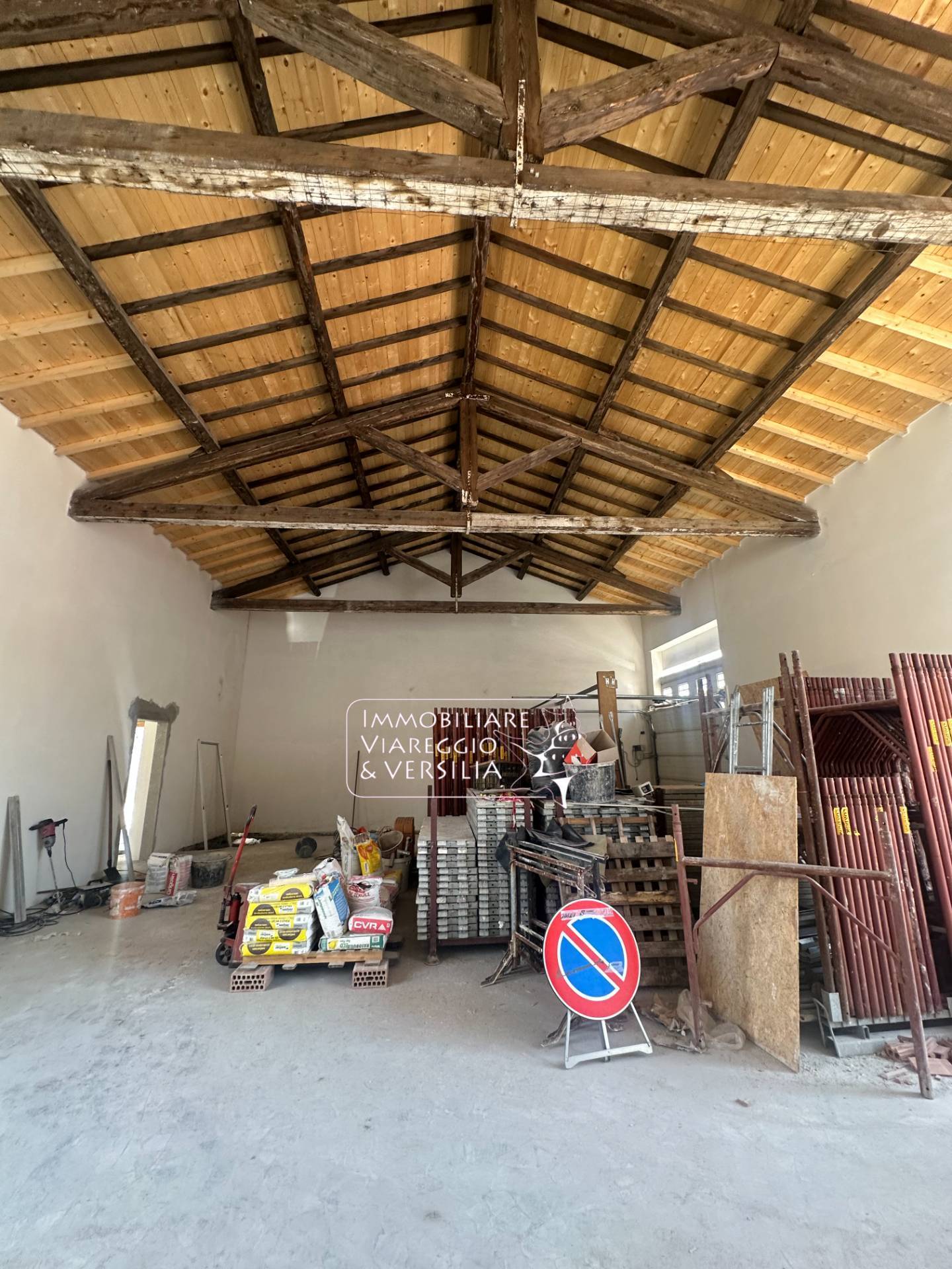 Capannone in affitto a Viareggio, Darsena