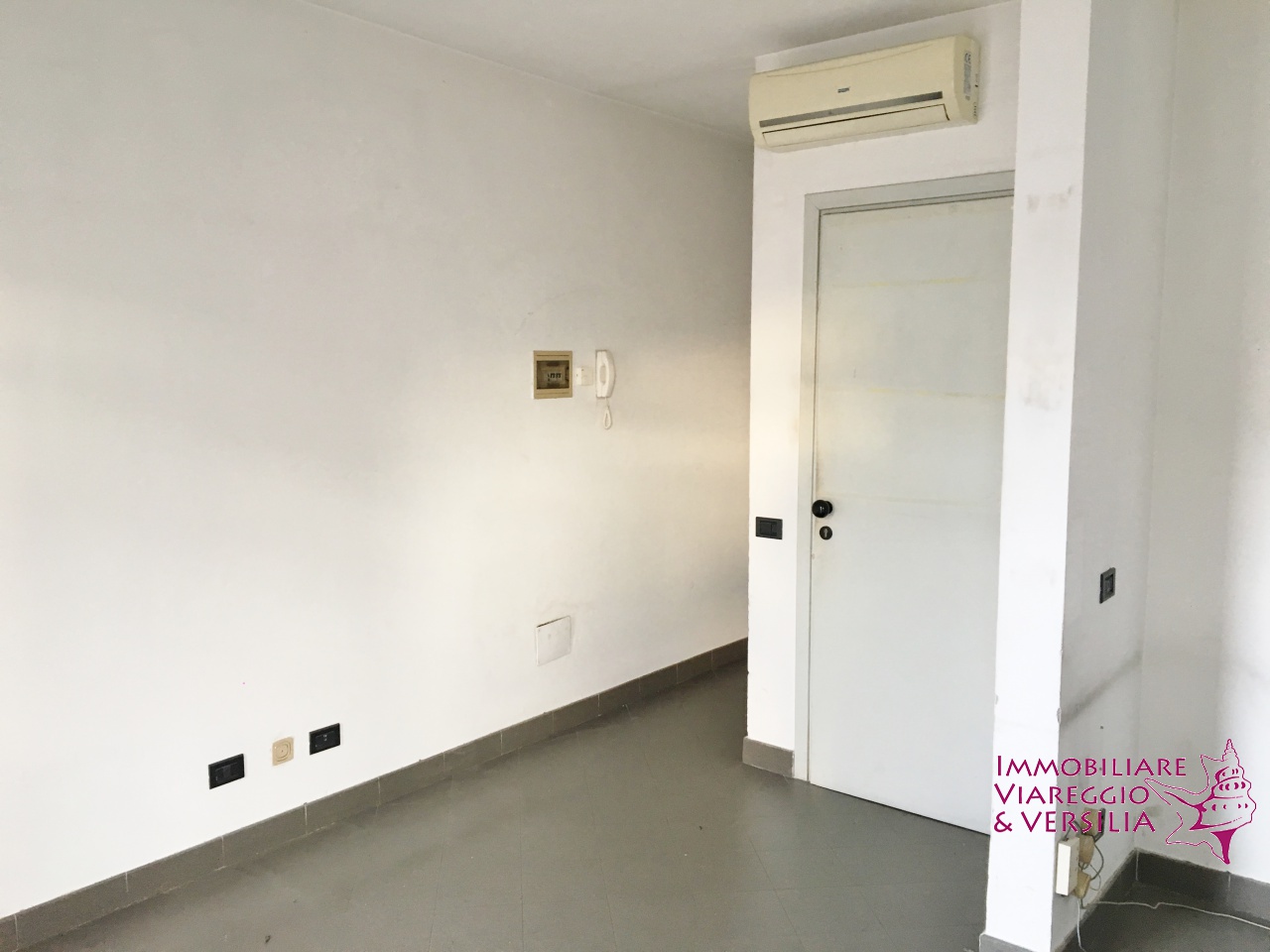 Studio/Ufficio in affitto a Viareggio, Centro