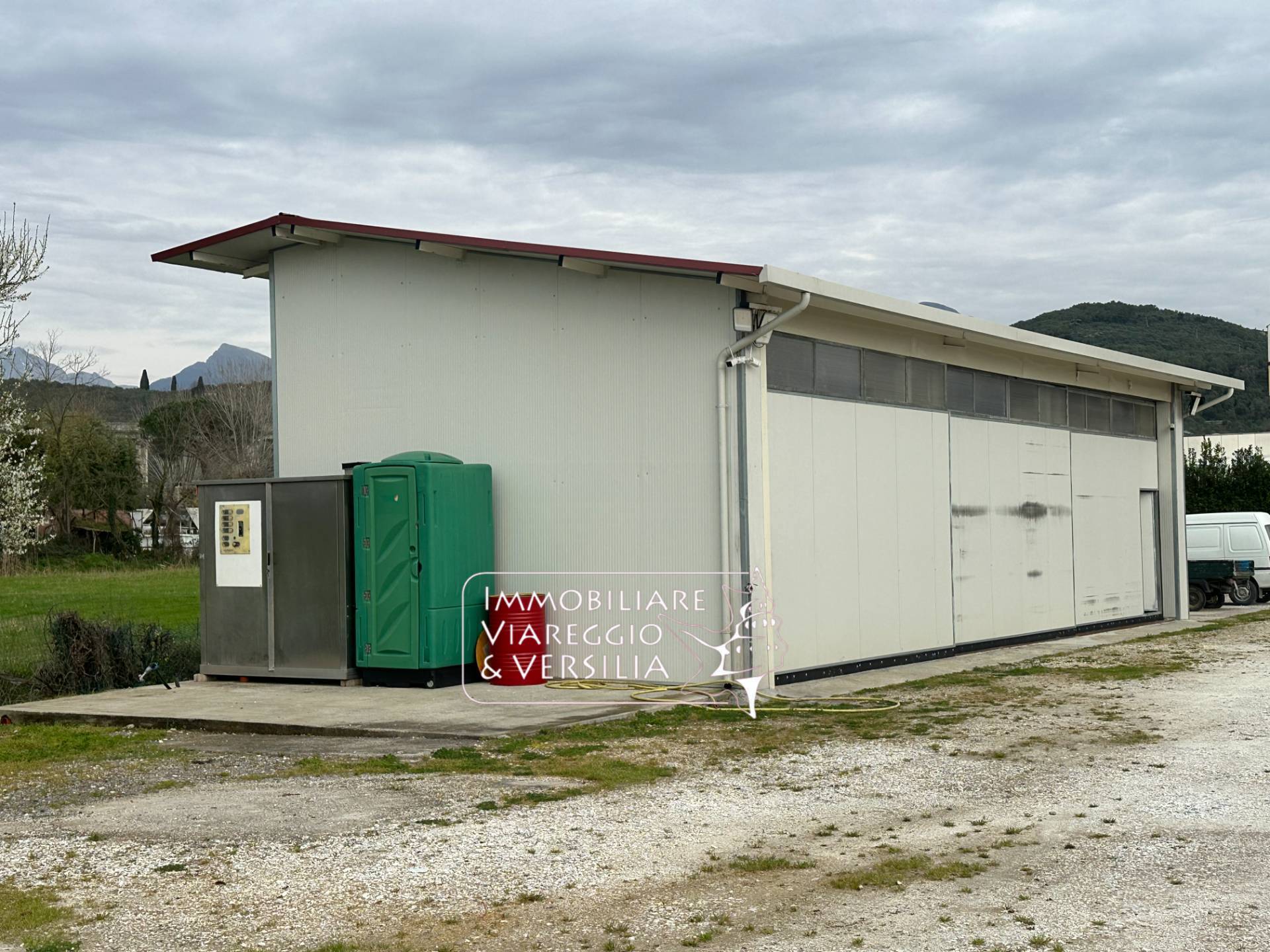 Capannone in vendita a Massarosa, Piano del Quercione