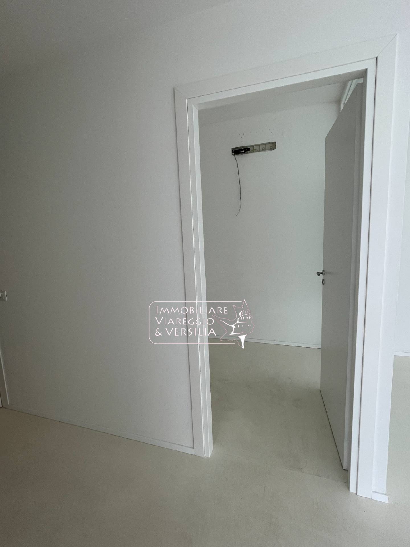 Studio/Ufficio in vendita a Viareggio, Terminetto