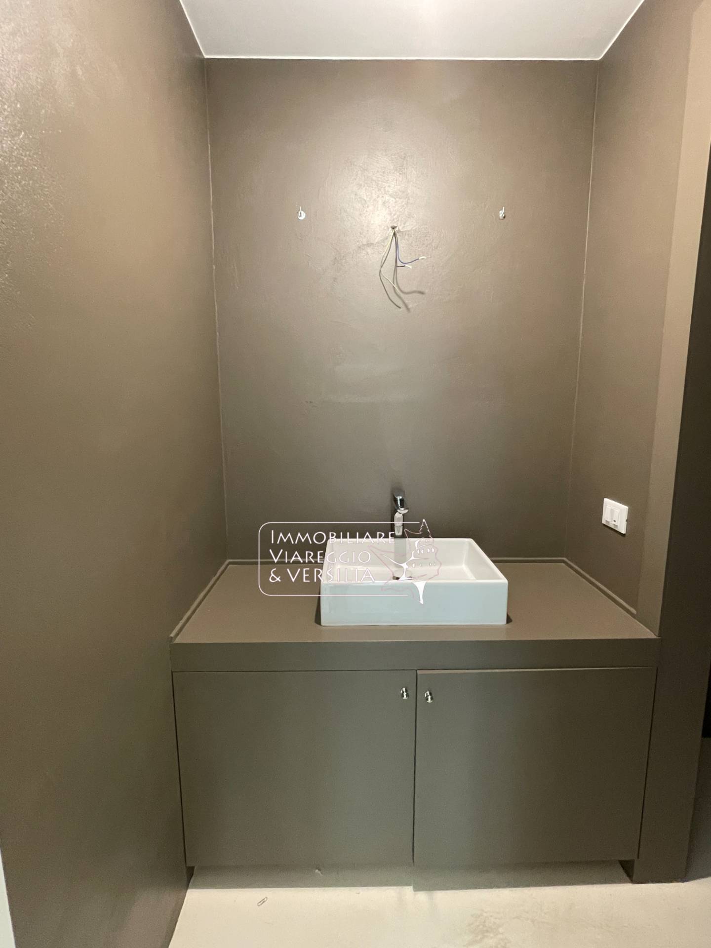 Studio/Ufficio in vendita a Viareggio, Terminetto