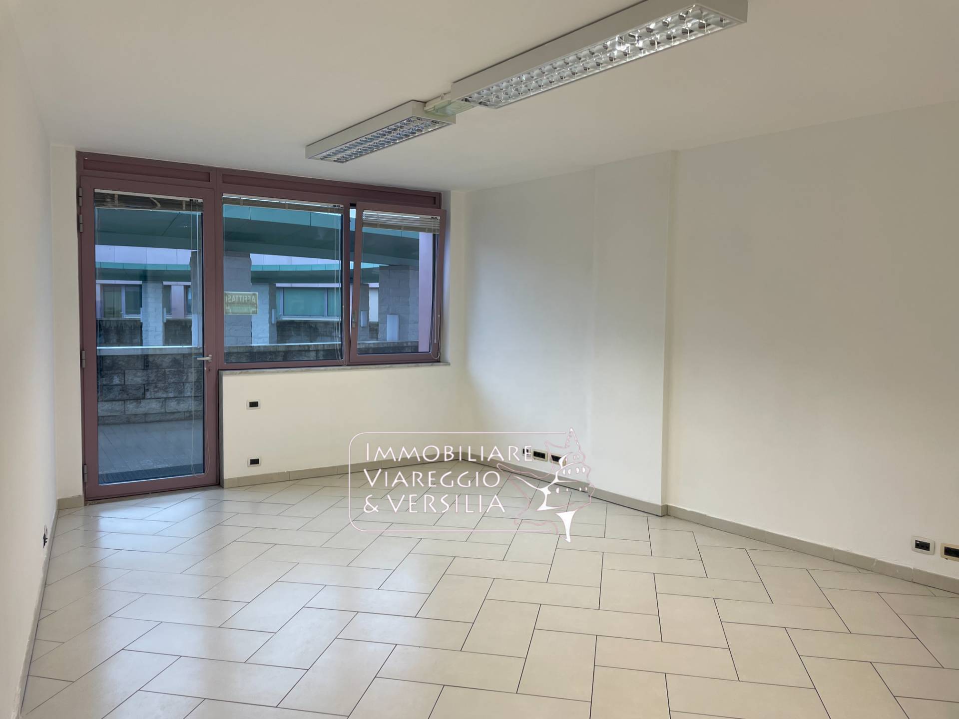 Studio/Ufficio in affitto a Camaiore, Lido di Camaiore