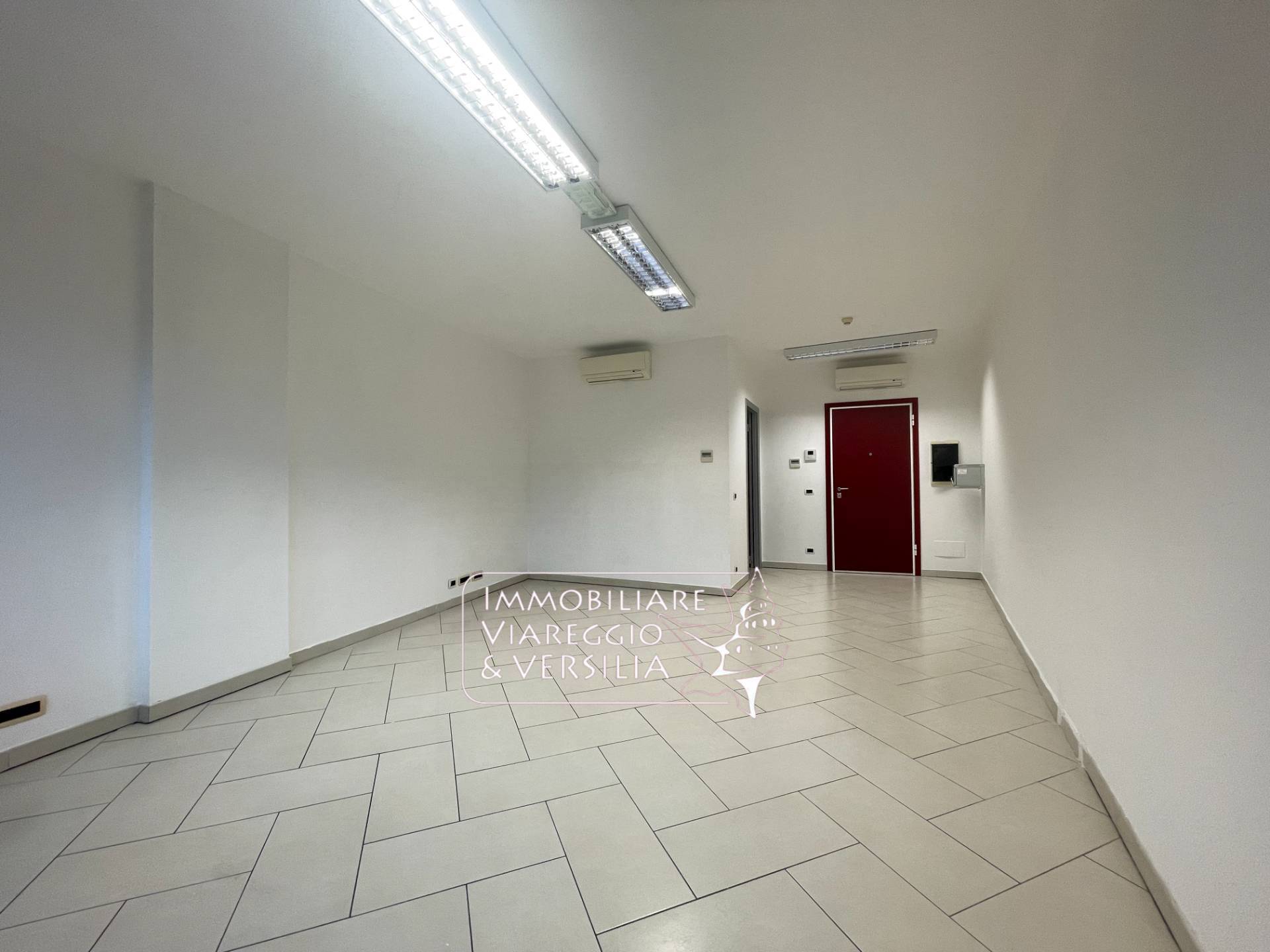 Studio/Ufficio in affitto a Camaiore, Lido di Camaiore