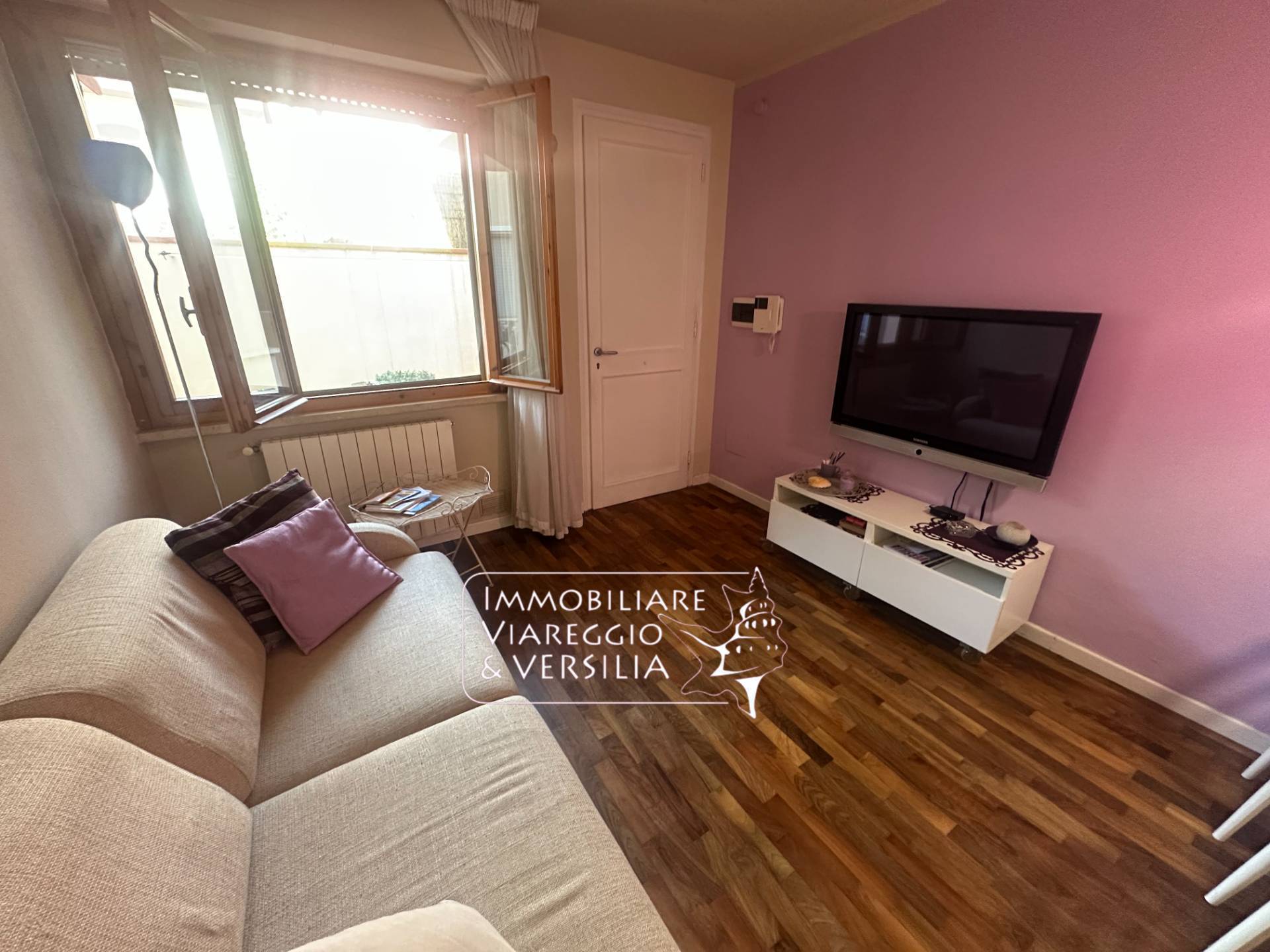 Appartamento in vendita a Viareggio, Centro Mercato