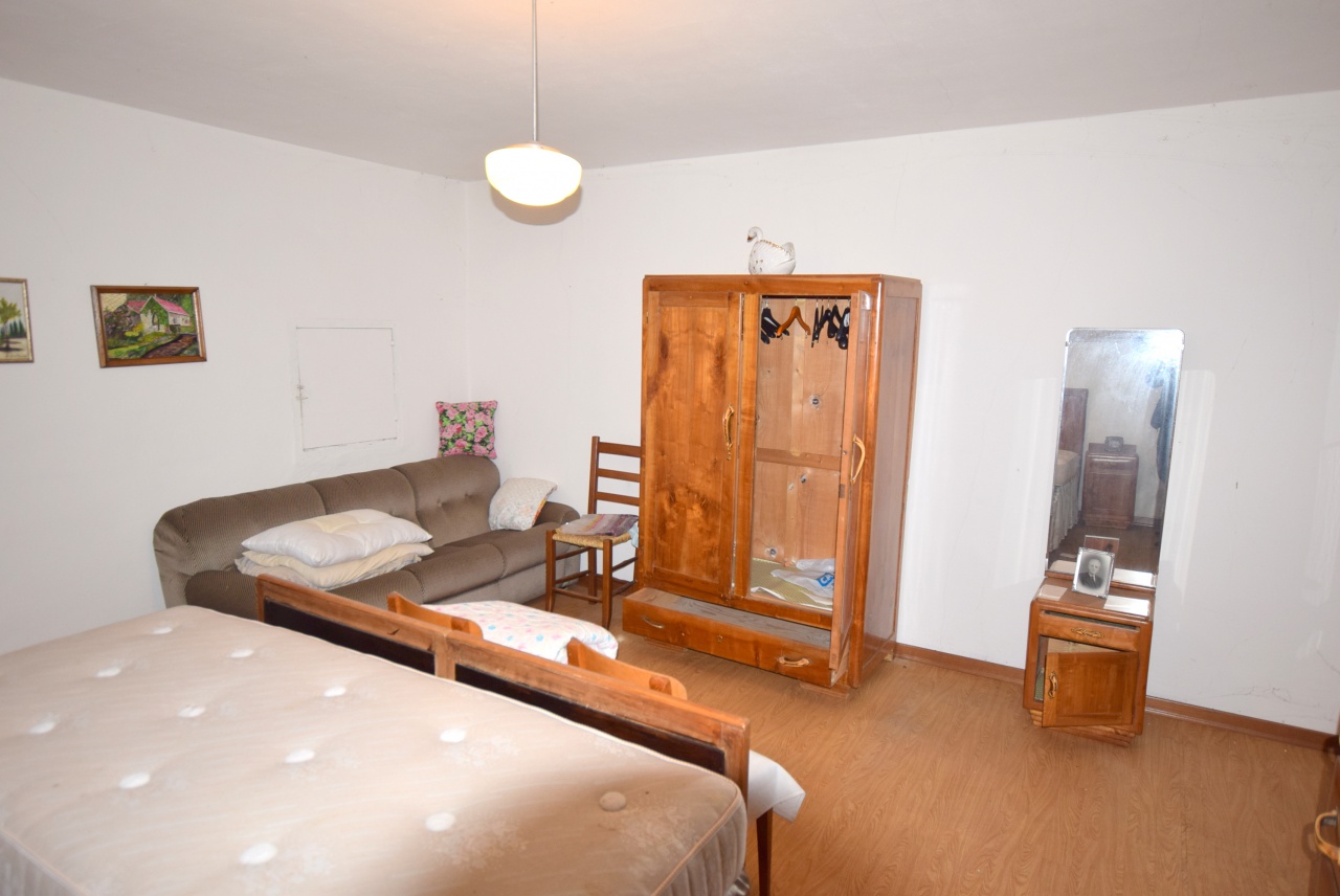 Rustico con giardino a Giavera del Montello