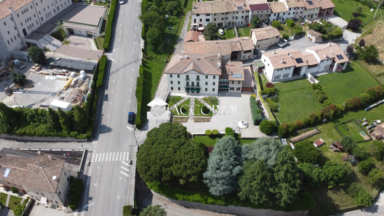 Villa con giardino a Possagno