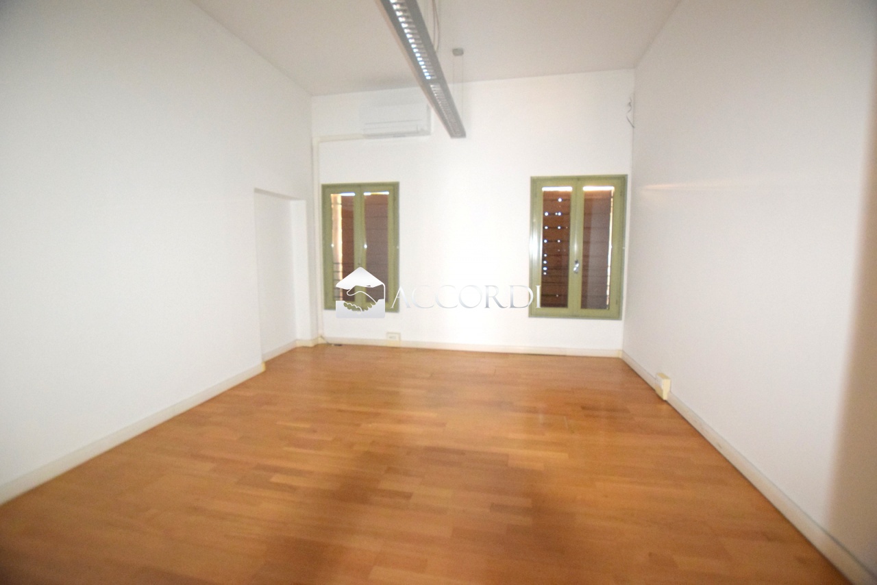 Ufficio in affitto a Montebelluna