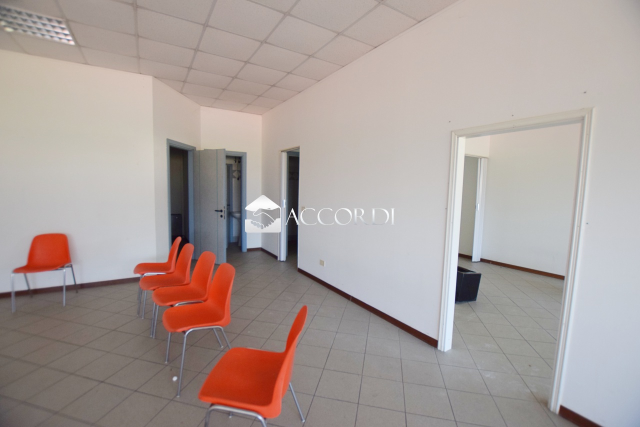 Ufficio in affitto a Pederobba