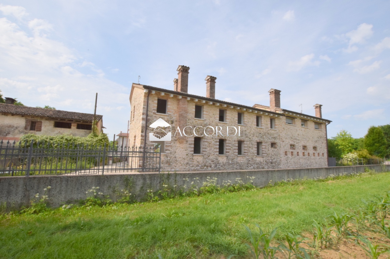 Villa con giardino a Asolo