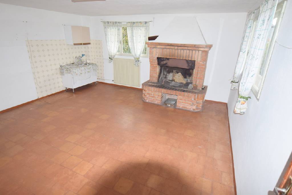 Casa indipendente con giardino a Monfumo