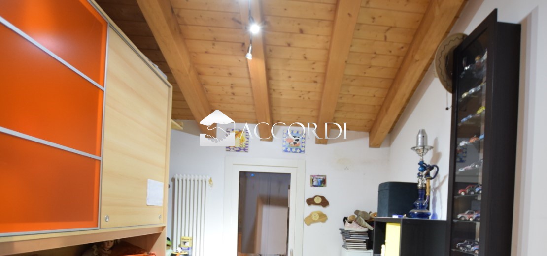 Quadrilocale con terrazzo a Asolo