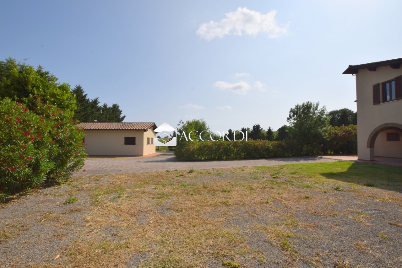 Villa con giardino a Manciano