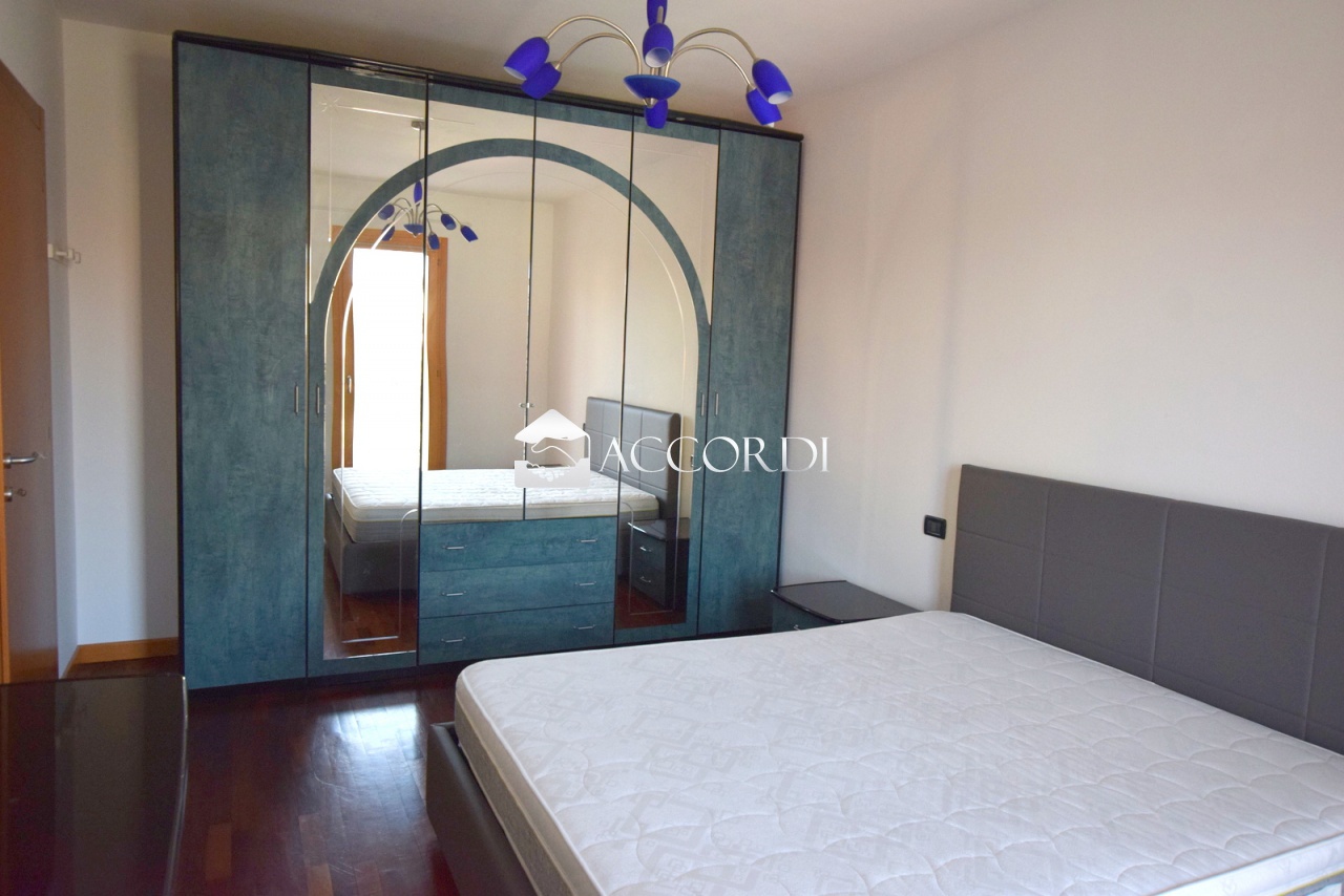 Casa indipendente in vendita a Giavera del Montello