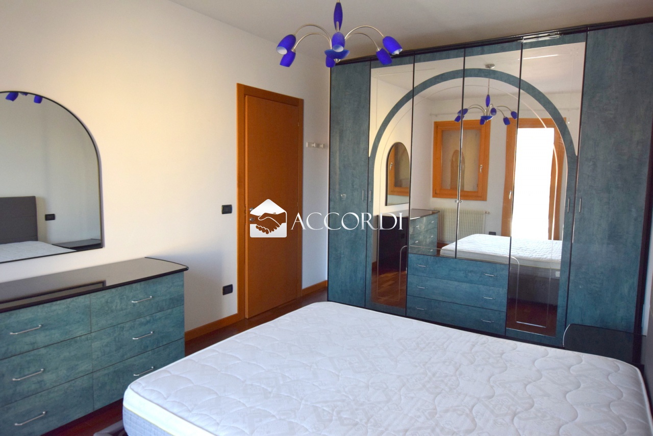 Casa indipendente in vendita a Giavera del Montello