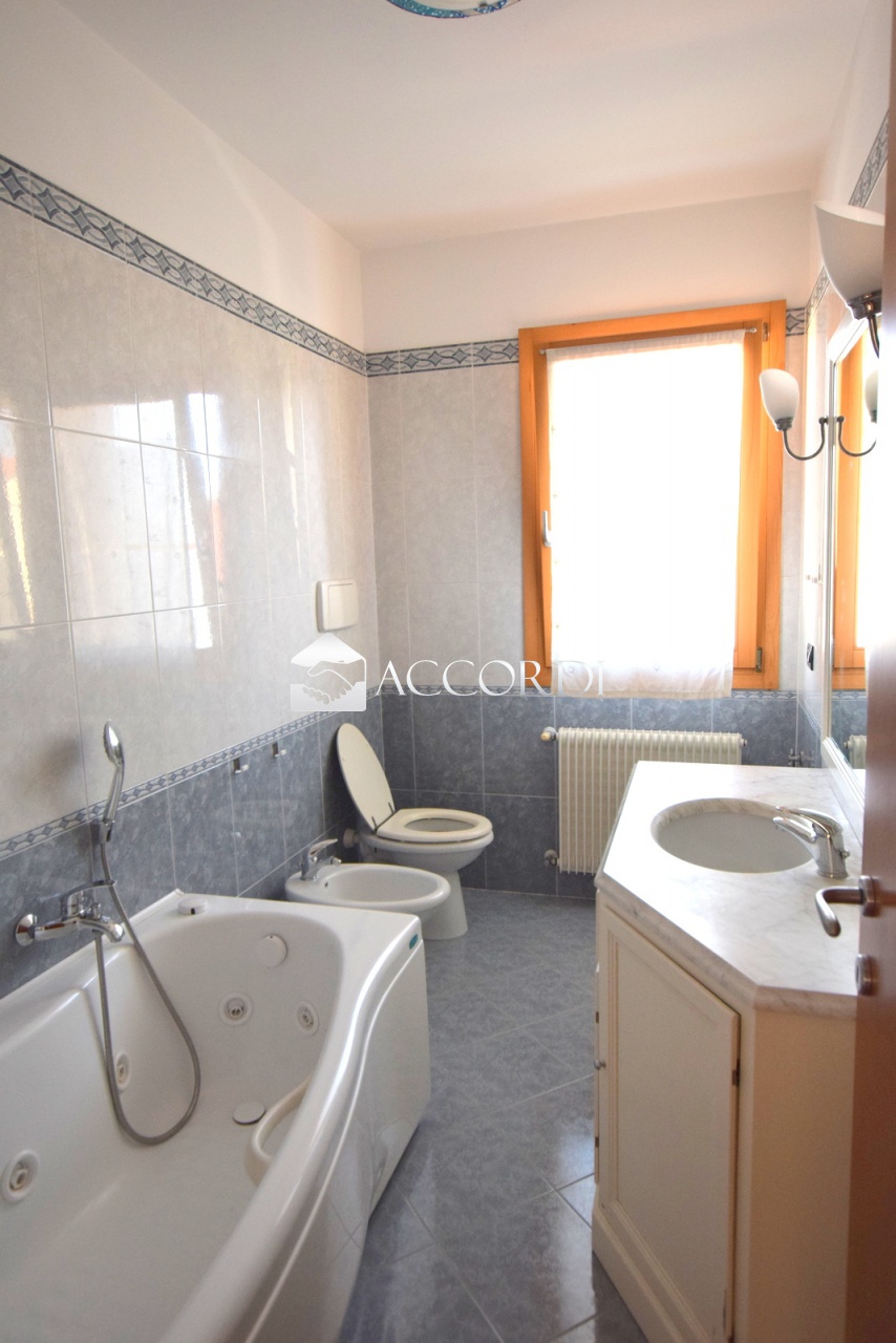 Casa indipendente in vendita a Giavera del Montello