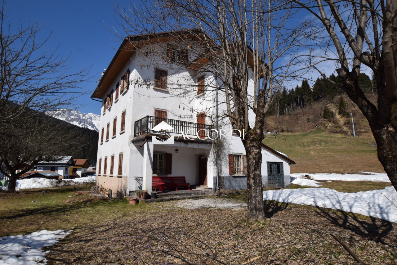 Casa vacanza 5 Locali o pi in vendita a Comelico Superiore