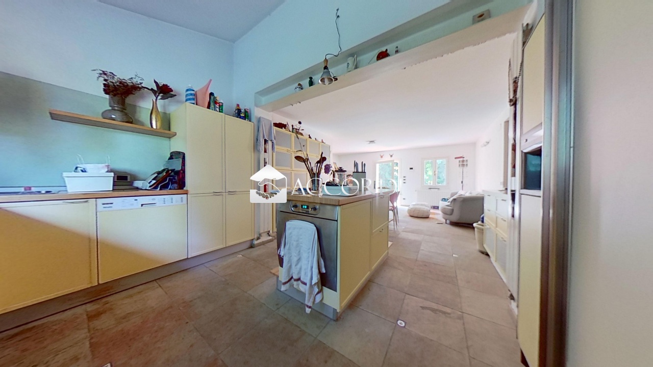 Casa indipendente con giardino a Montebelluna