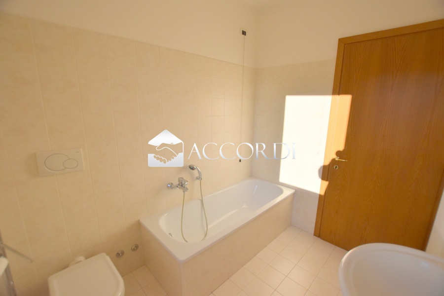 Trilocale arredato in affitto a Maser