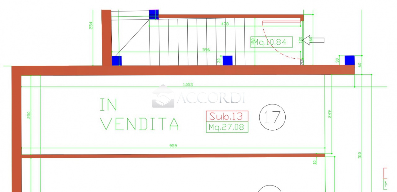 Posto auto coperto con box doppio a Montebelluna