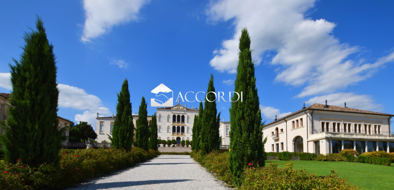 Villa con giardino a Asolo