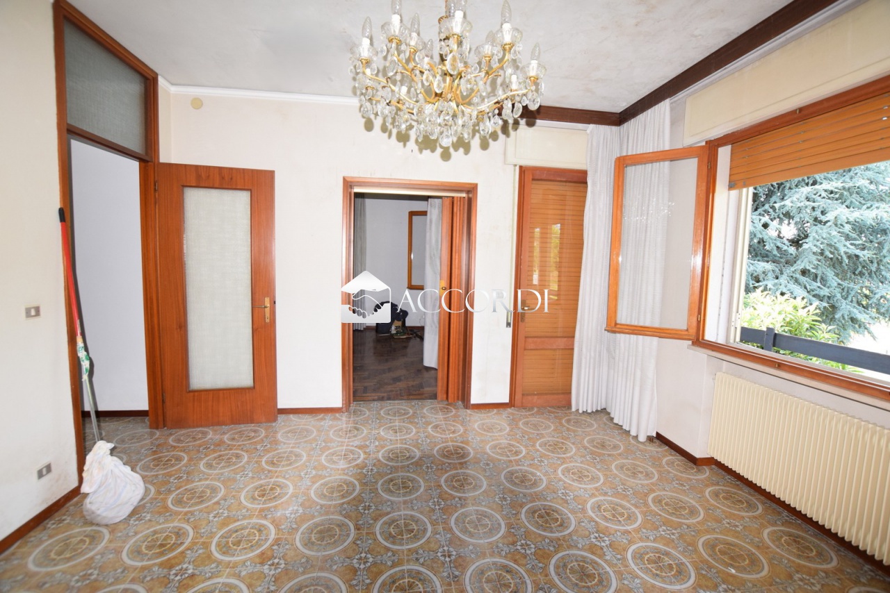 Casa indipendente con giardino a Giavera del Montello