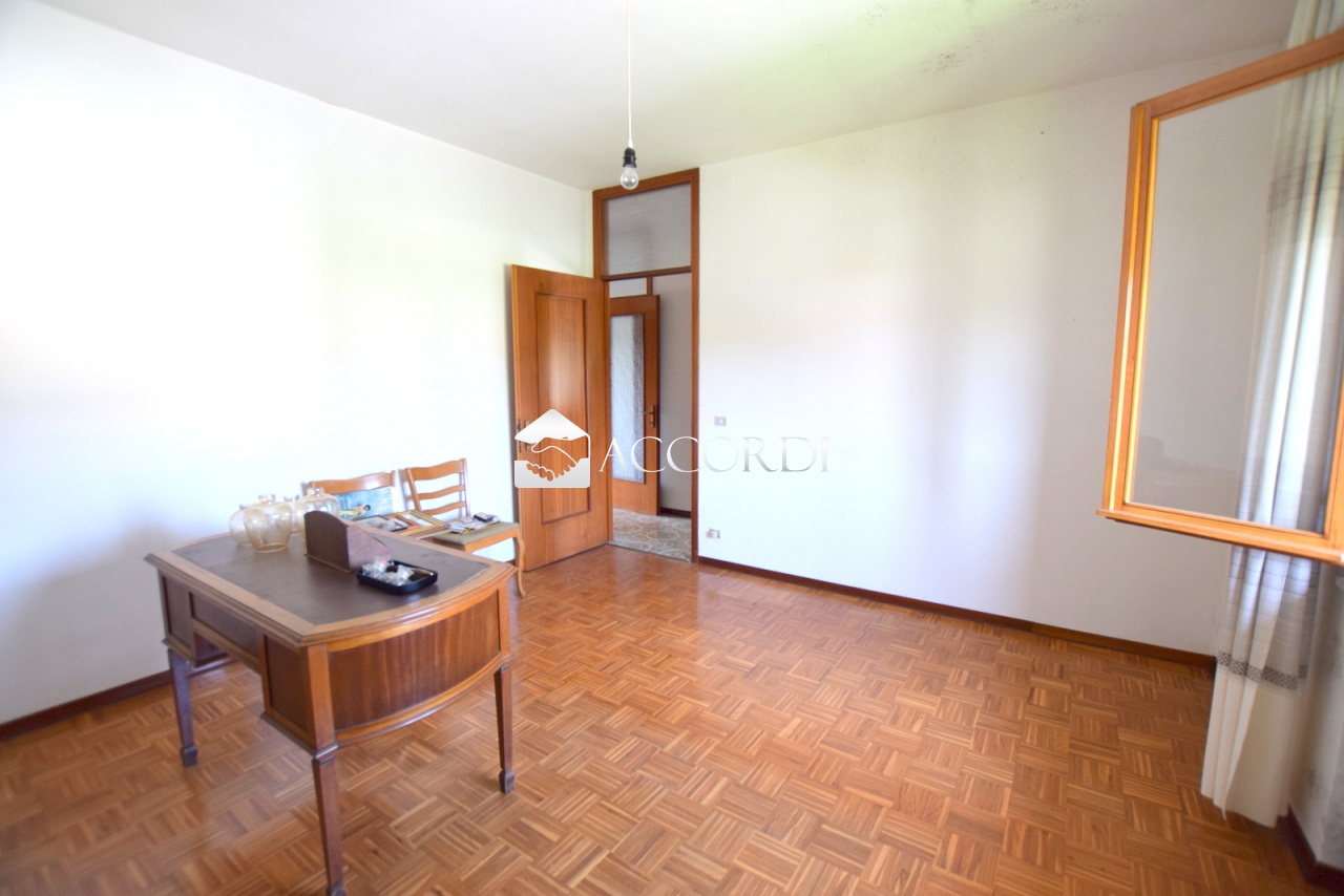 Casa indipendente con giardino a Giavera del Montello