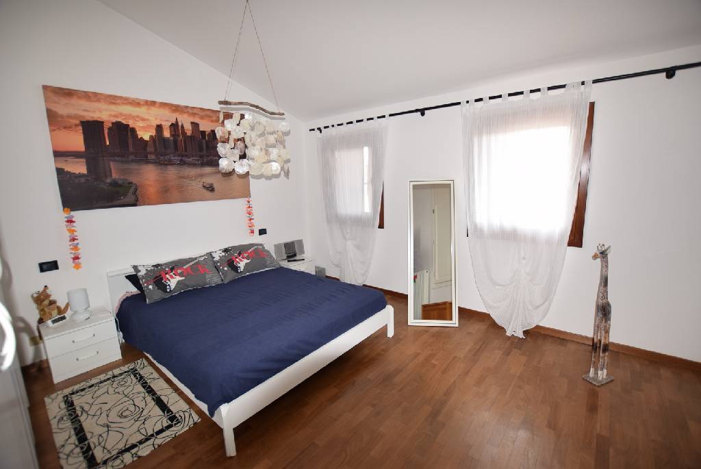 Casa indipendente arredata in affitto a Montebelluna