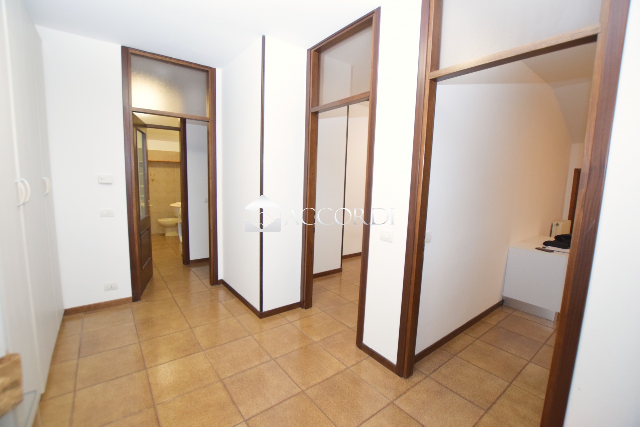 Trilocale in affitto a Montebelluna