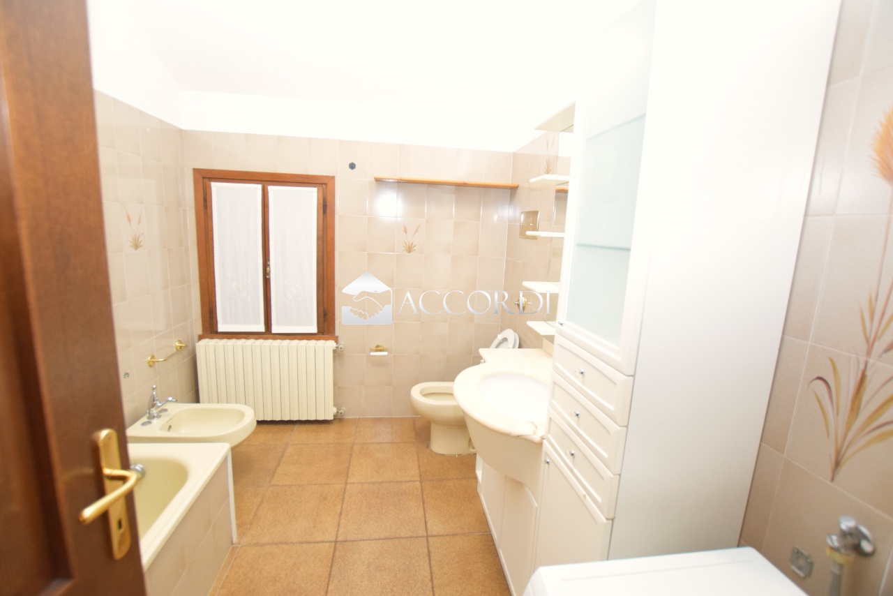 Trilocale in affitto a Montebelluna