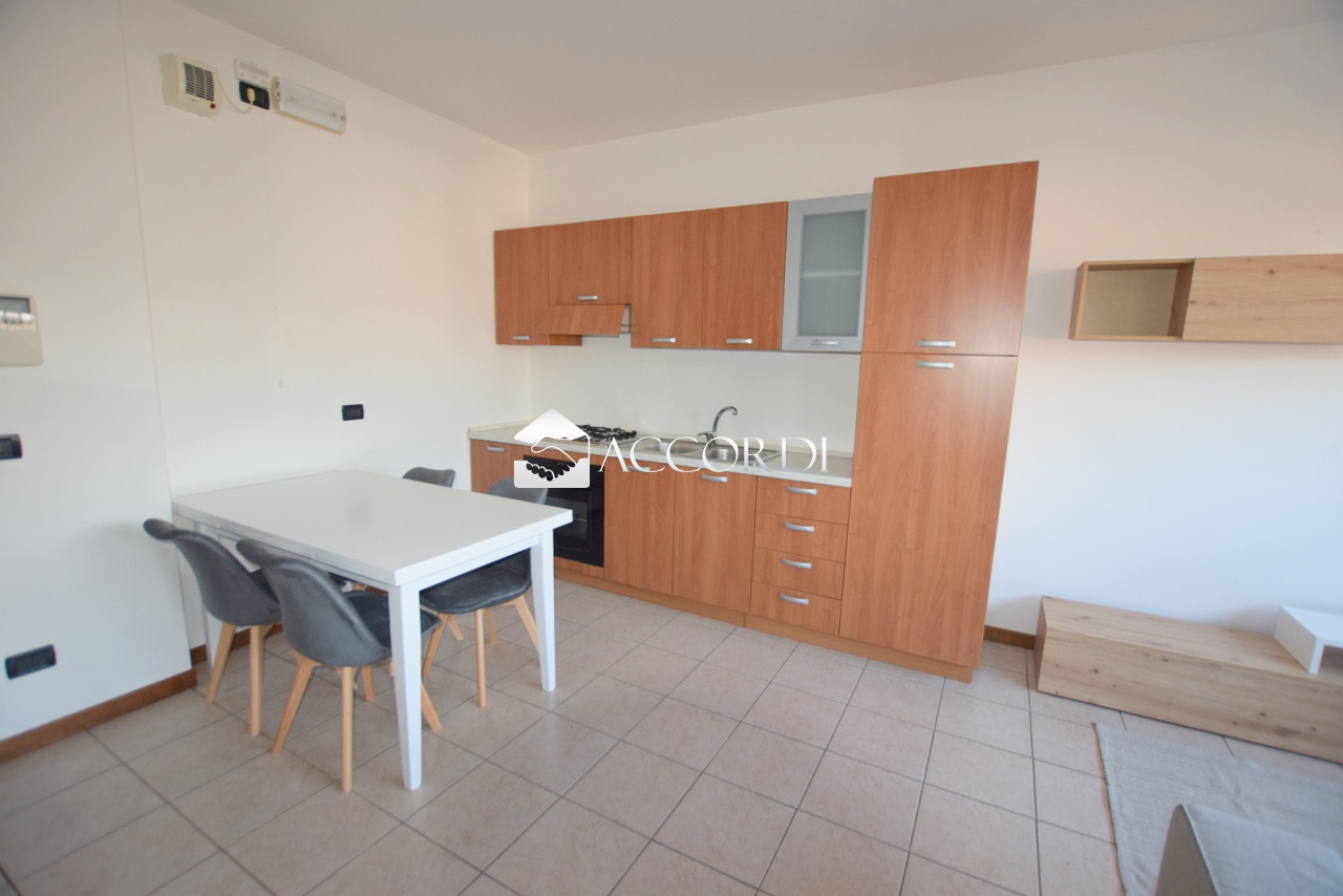 Bilocale arredato in affitto a Montebelluna