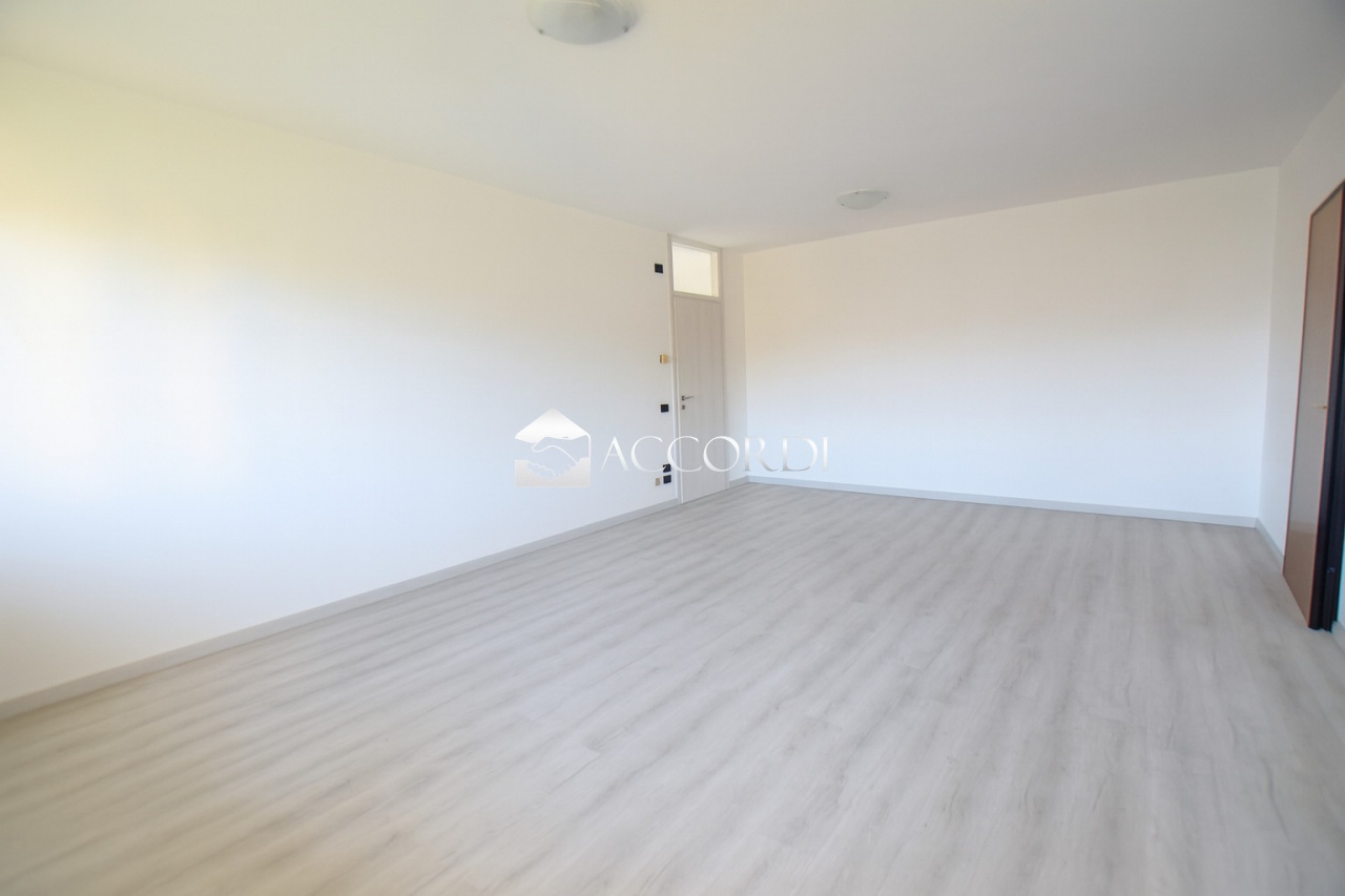 Quadrilocale con terrazzo a Nervesa della Battaglia