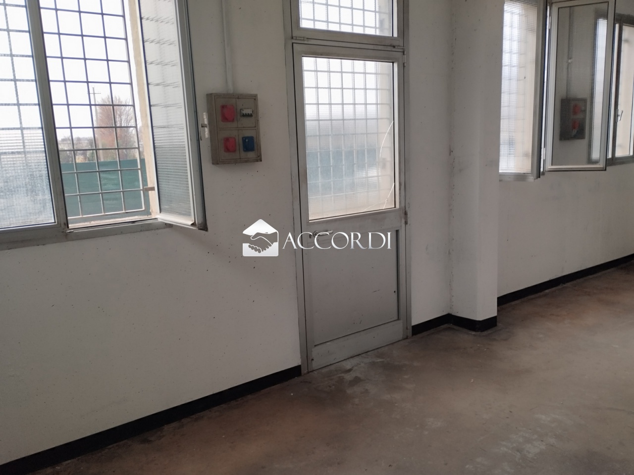 Capannone in vendita a Maser